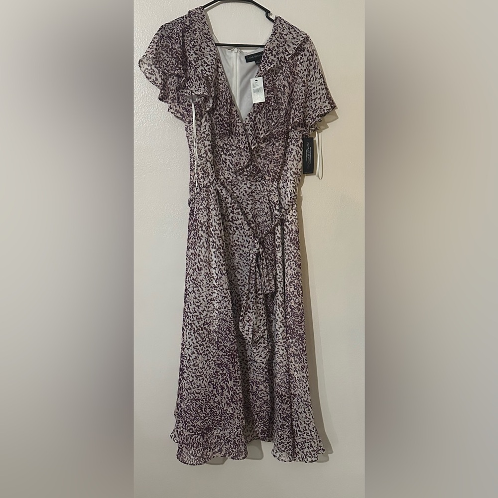 Lane Bryant Women's faux wrap ruffle detail flounce
mixed print dress Midi
